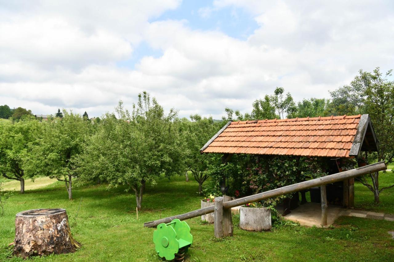 Apartman Leona Rakovica Exterior photo